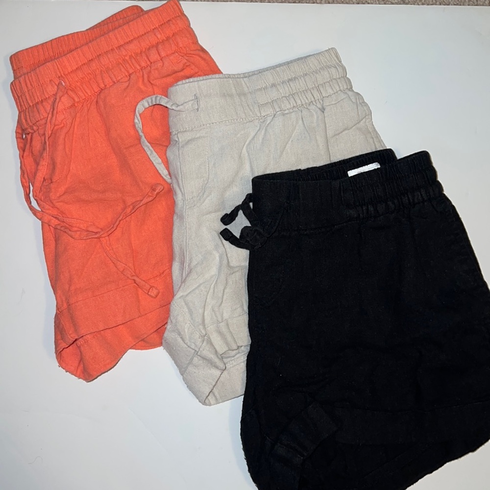 Lot of three size XS Old Navy shorts.